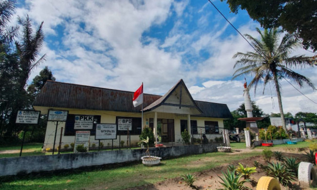 Masyarakat Desa Sitoluama Minta Pergantian Sekdes Arogan